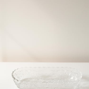 Vintage Glass Oval Scalloped Bowl/ Catchall 