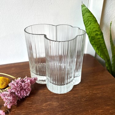 Vintage Iittala Cumulus Cloud Glass Vase by Markku Salo for Nuutajarvi | Scandinavian Modern Design | MCM Textured Glass | Finland | Flower 