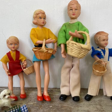 Vintage West Germany Dollhouse Dolls, Bendable Rubber Dollhouse Family, Mom Dad, Son Daughter, Miniatures 
