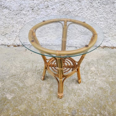 Vintage Rattan Coffee Table / Modern Wicker Table / Patio Furniture / Vintage Rattan Furniture/ Boho Style Table / Balcony End Table / 80s 