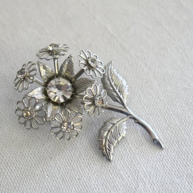 1960s Silver and Rhinestone Flower Brooch 