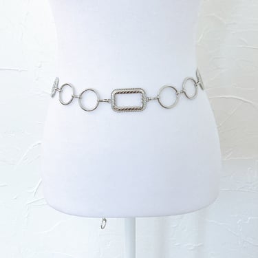 90s Silver Toned Metal Rectangle and Circle Chain Link Belt | Medium/Large 