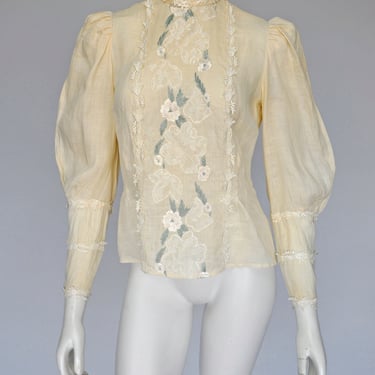 vintage 1970s does Edwardian ivory linen floral & lace blouse S/M 