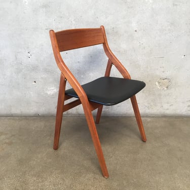 Mid Century Modern Folding Chair by Dyrlund Denmark