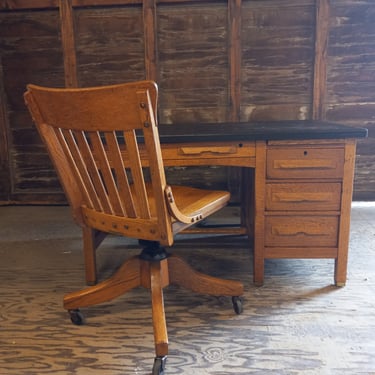 Antique Adjustable Swivel Oak Desk Chair with Floating Back Rest c.1926