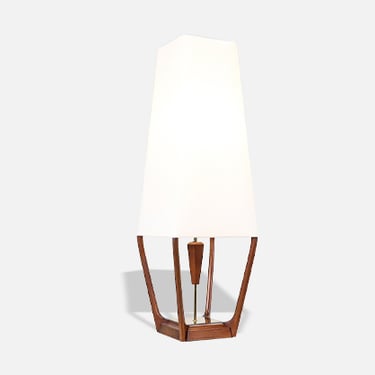 California Modernist Sculpted Pyramid Style Table Lamp by Modeline of CA