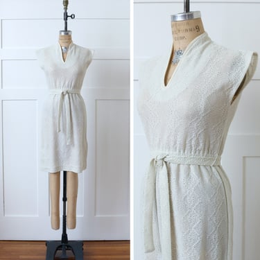 vintage 1970s ivory crochet dress • cute minimalist tie waist sleeveless dress 