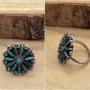 NEEDLEPOINT Vintage 30s  40s 50s Turquoise & Silver Ring | Zuni Cluster Flower | 1930s Native American Style Southwestern Jewelry | Size 8 