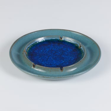 Robert Maxwell Ceramic Ashtray with Blue Crushed Glass Inlay 