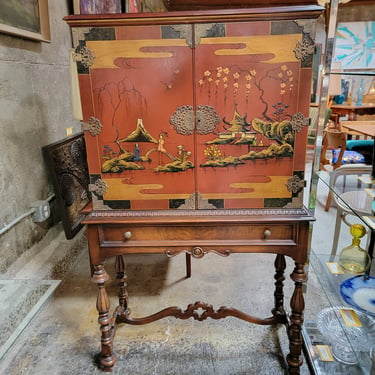 Antique Chinoiserie Painted Cabinet Circa. 1930's 