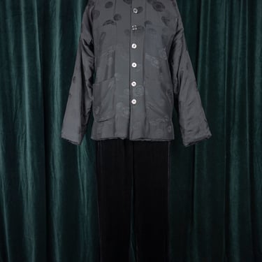 Vintage 70s San Yang Black Pure Silk Thick Quilted Chinese Jacket with Snap Front and Mandarin Collar with Frog Closure 