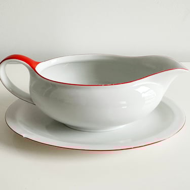 Seltmann Weiden Rainbow Red White Ceramic Gravy Boat with Attached Underplate Germany Vintage 1980s 