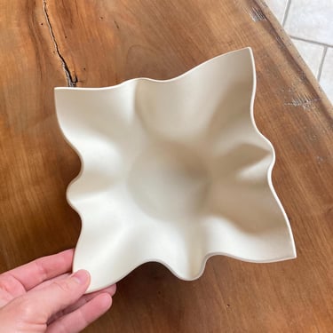 Ceramic Handkerchief Wavy Trinket dish natural color 