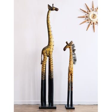 Vintage Pair of 6-Foot Wooden Hand Carved Giraffe Mother and Baby Statues / Boho Giraffe Sculptures 