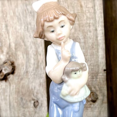 Vintage Retired LLADRO Matte Porcelain Figurine of Children in Pajamas, Swanky Chaperooo