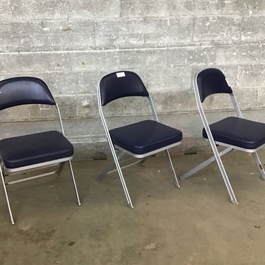 3 Comfiest Folding Chairs You Ever Sat In (Seattle)