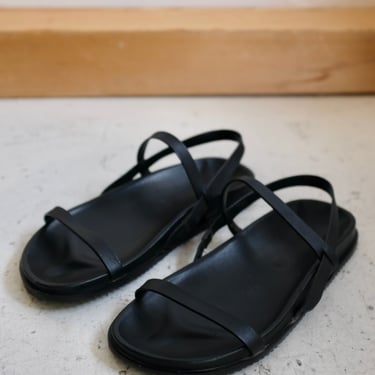 Pre-loved / St Agni Fine Strap Sandal / Size 38