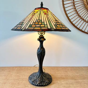 Vintage Tiffany Style Geometric Table Lamp - Stained Glass 