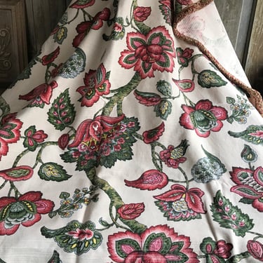 French Floral Linen Tapis de Table, Table Linen, Braid Trim, Period Textile Sewing Projects, Damages 