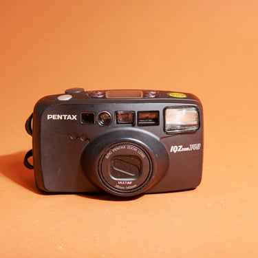 Vintage Black Pentax Iqzoom 140 Point & Shoot 35mm Film Camera 