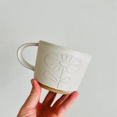 White Flower Mug 1