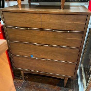 Laminate top 4 drawer chest 34” x 18.5” x 41” Call 202-232-8171 to purchase