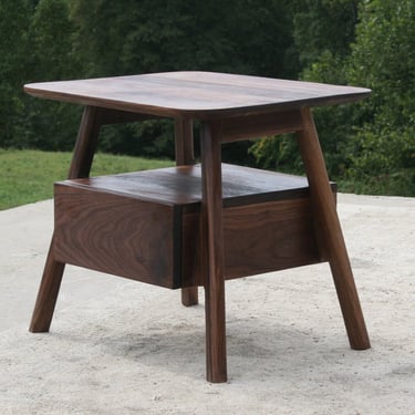 ZCustom MLS BT110R Cherry Bedside Table, NO Drawer, 1 Shelf, Slanted Legs, 22