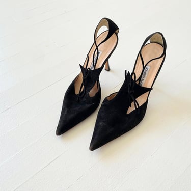 1990s Manolo Blahnik Black Suede Lace Up Pointed Toe Shoes 
