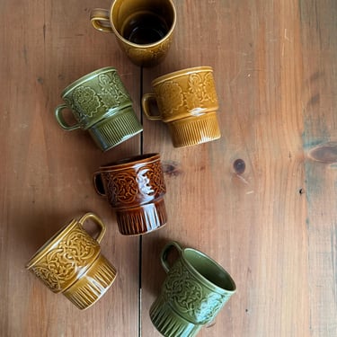 vintage stacking mugs ceramic coffee cups Japan 1960s green gold brown 