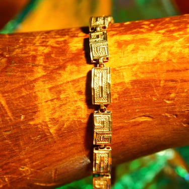Vintage 10K Yellow Gold Greek Key Link Bracelet, Stippled Gold Links W/ Filigree Siding, Chiseled Gold Meander Design, 9 1/4&quot; L 
