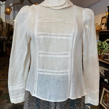 19Vintage 1980s blouse, ivory linen, puff shoulders, button back, victorian style, cottagecore, 36 bust 
