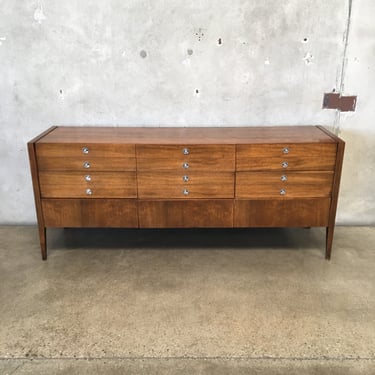 Mid Century Modern Bassett Trimline Walnut Nine Drawer Dresser