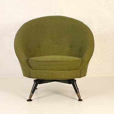 Mid Century Modern Green Swivel Lounge Chair, Circa 1960s - *Please ask for a shipping quote before you buy. 