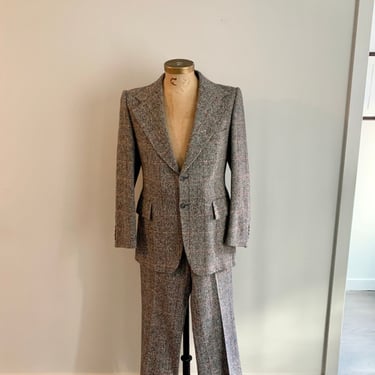 Yves Sant Laurent spectacular 1970s brown wool tweed suit-size 38  jkt 33 x 29 trousers 