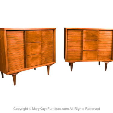 Mid-Century Pair Nightstands Commodes Tables Johnson Carper 