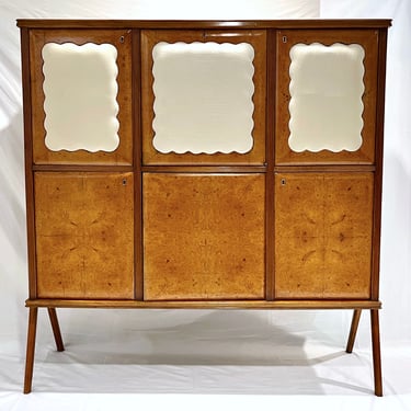1950s Vintage Italian Maple Burl Wood Cabinet Bar with Cream Leather Panels