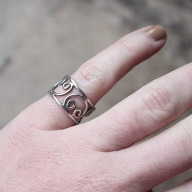 Scroll RING / Sterling Silver Jewelry / Vintage Coil Ring 