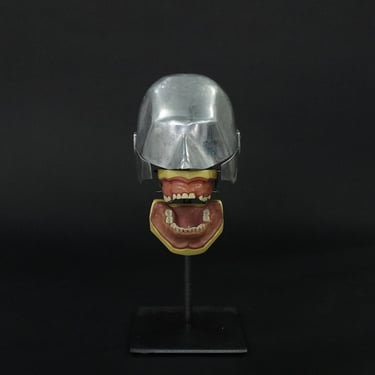 Vintage Aluminum Dental Phantom (C01)