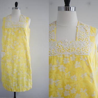 1960s Lilly Pulitzer Yellow and White Floral Shift Dress 