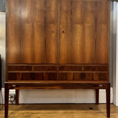 Danish Rosewood Highboard / Cabinet ( Ole Wanscher attributed)