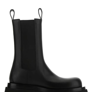 Bottega Veneta Women Black Leather Lug Boots