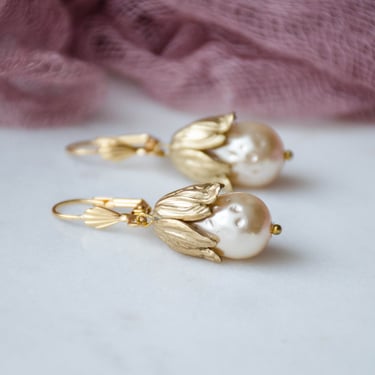 pink tulip earrings, dainty gold pearl flower earrings, cute drop earrings, bohemian nature woodland gift for her, statement earrings 