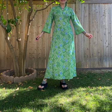 Vintage 1970’s Green Geometric Floral Dress 