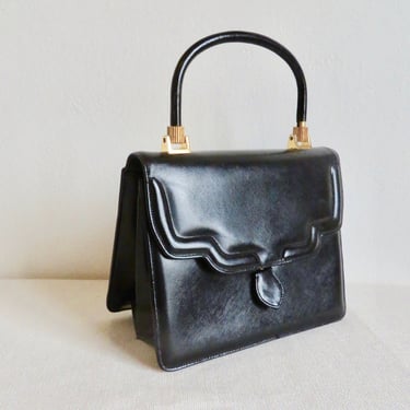 Vintage 1960's Bienen Davis Black Leather Structured Triangular Purse Gold Metal Hardware Firm Top Handle 60's Handbags 