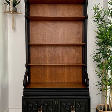 Vintage Display Hutch Cabinet Bookcase by Drexel *Local Pick Up Only 