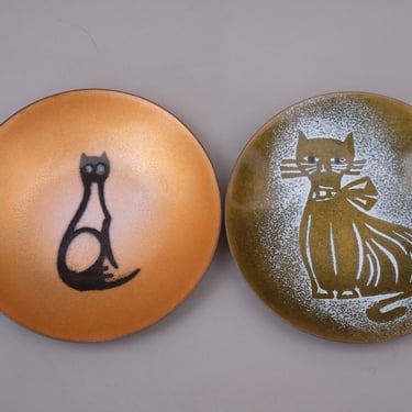 Mid-Century Cat Enamel on Copper Trinket Dish by Bovano 