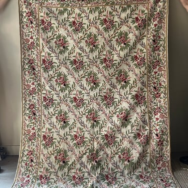 Wool floral rug 8’ 3” x 5’ 3”