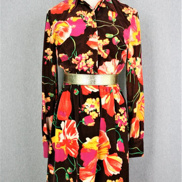 1970s - Vibrant Velvet - Lined - Shirtwaist Dress - Jeweled Buttons - by California Calliope - Estimated size M 8/10 