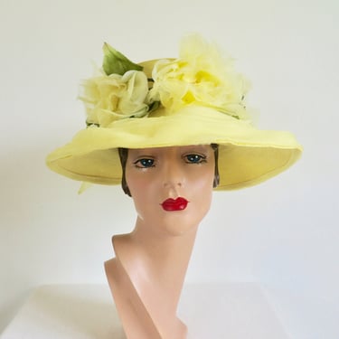 1960's Yellow Straw Wide Brim Portrait Picture Hat with Large Silk Roses Ascot Kentucky Derby 60's Spring Summer Millinery Gimbels Size 22 