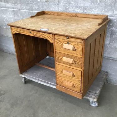 Compact Oak Writing Desk (Seattle)